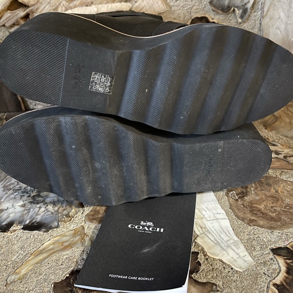 Like new COACH KENNA size 9 - Picture 7 of 9